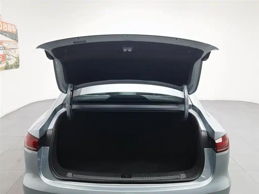 Roewe D6 2025 450km Premium Edition — миниатюра 16
