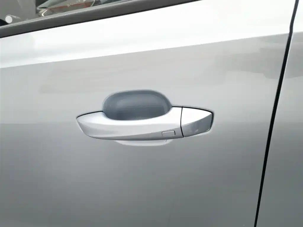 Roewe D6 2025 450km Premium Edition — миниатюра 18