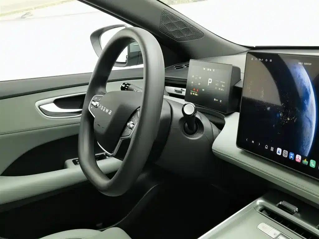 Roewe D6 2025 450km Premium Edition — миниатюра 22