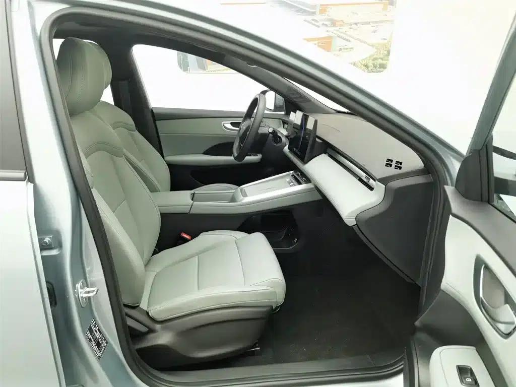 Roewe D6 2025 450km Premium Edition — миниатюра 23