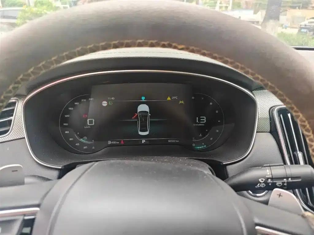 Roewe i6 MAX 2020 300TGI Automatic Cool and Intelligent Driving Edition — миниатюра 6
