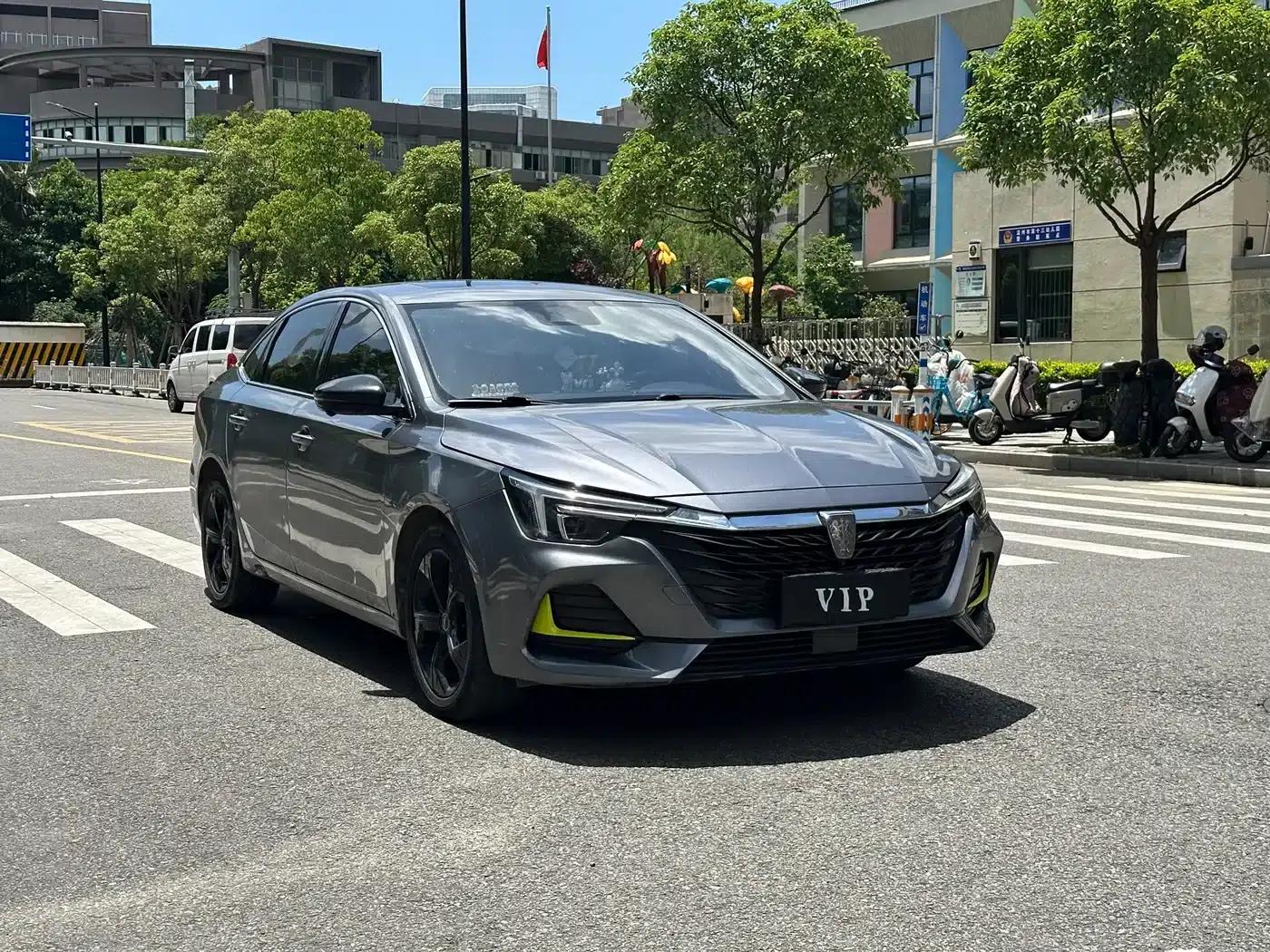 Roewe i6 MAX 2020 300TGI Automatic Cool Edition — миниатюра 3