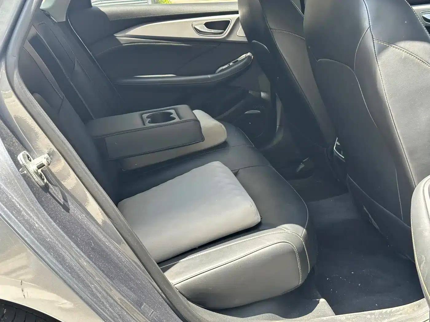 Roewe i6 MAX 2020 300TGI Automatic Cool Edition — миниатюра 8