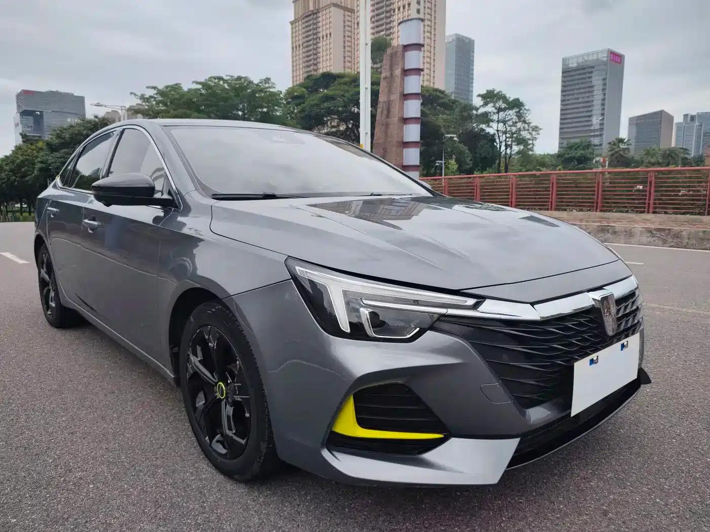 Roewe i6 MAX 2020 300TGI Automatic Cool and Intelligent Driving Edition — миниатюра 3