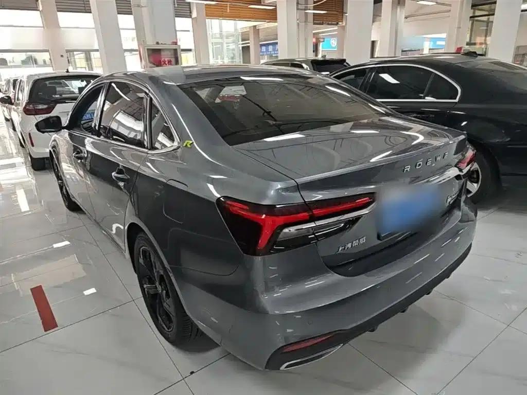 Roewe i6 MAX 2020 300TGI Automatic Cool and Intelligent Driving Edition — миниатюра 5