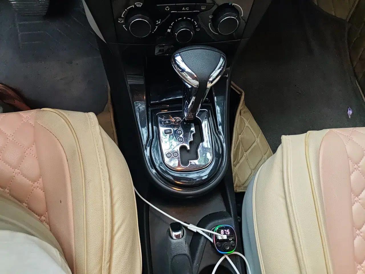 Citroen C-Quatre 2013 Hatchback 1.6L Automatic LeShang Model — миниатюра 15