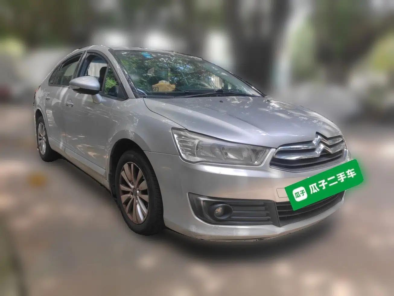 Citroen C-Quatre 2013 Sedan 1.6L Manual - Prestige Model — миниатюра 3