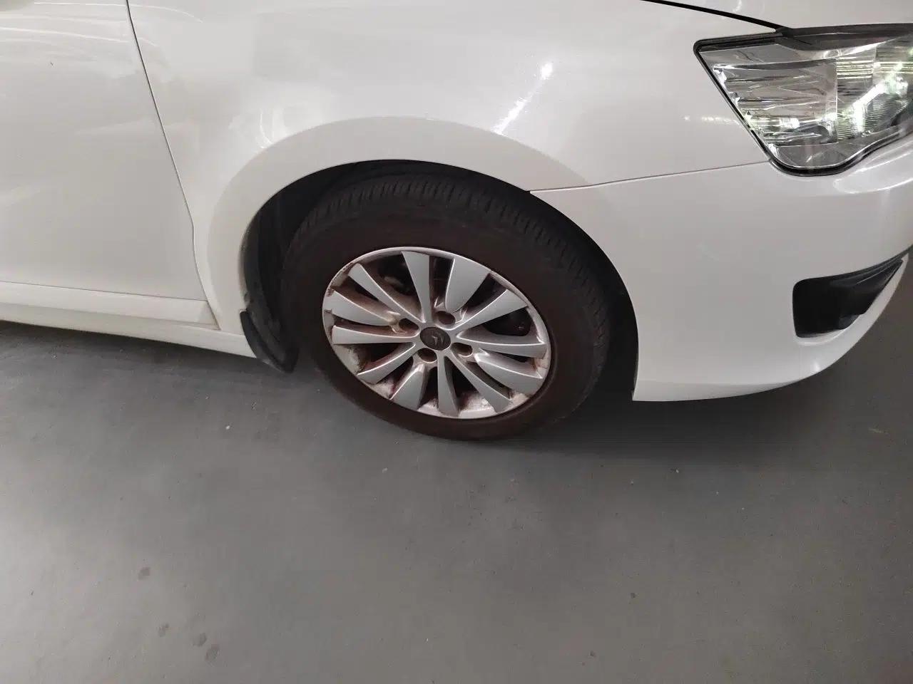 Citroen C-Quatre 2013 Sedan 1.6L Automatic Prestige Model — миниатюра 8