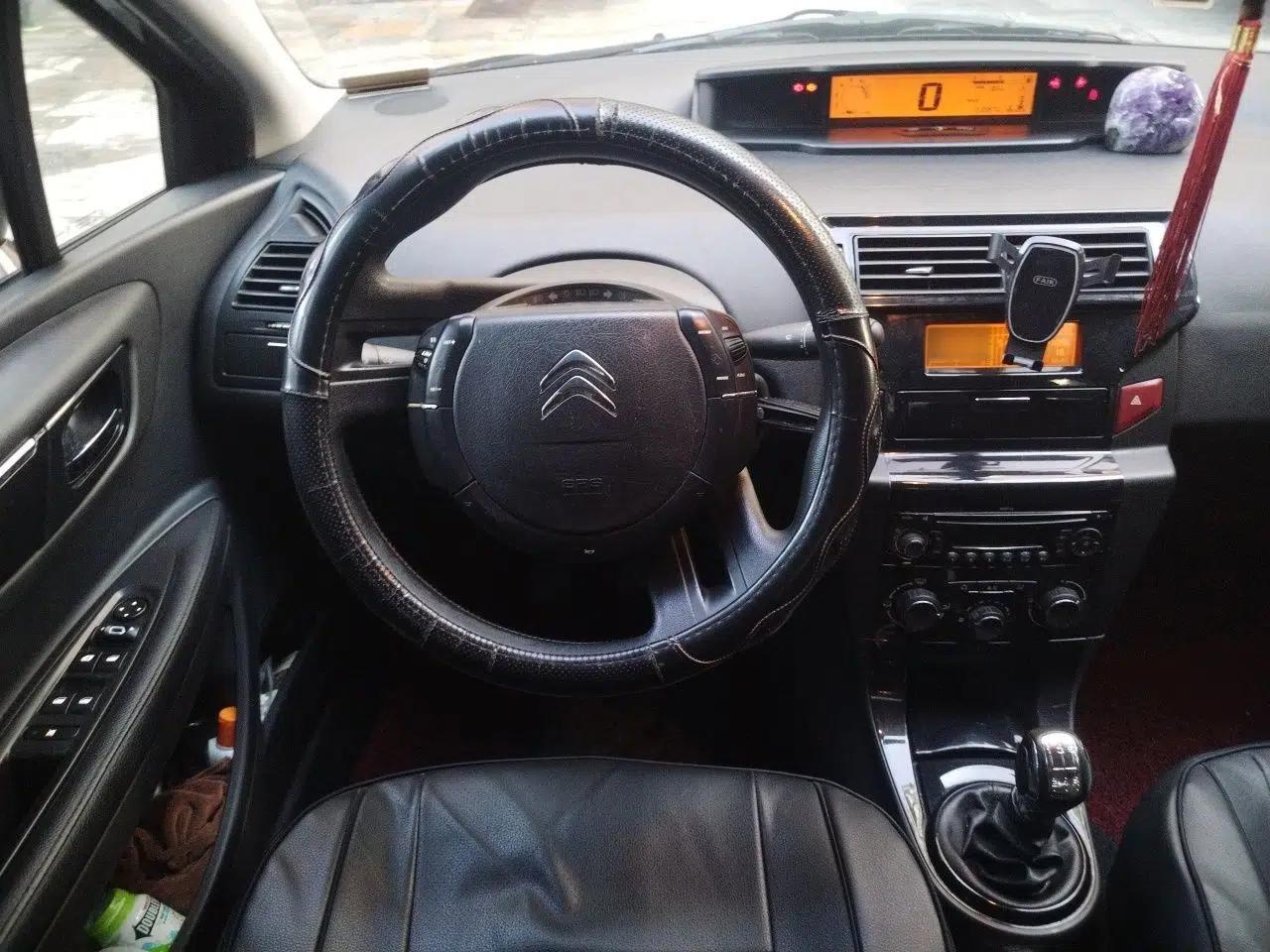 Citroen C-Quatre 2014 VTS Version 1.6L Manual - Premium Model — миниатюра 11