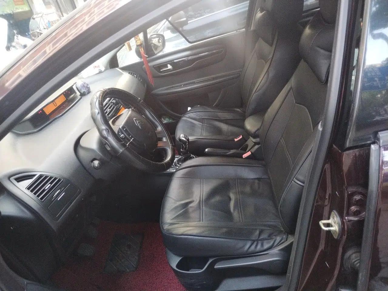 Citroen C-Quatre 2014 VTS Version 1.6L Manual - Premium Model — миниатюра 16