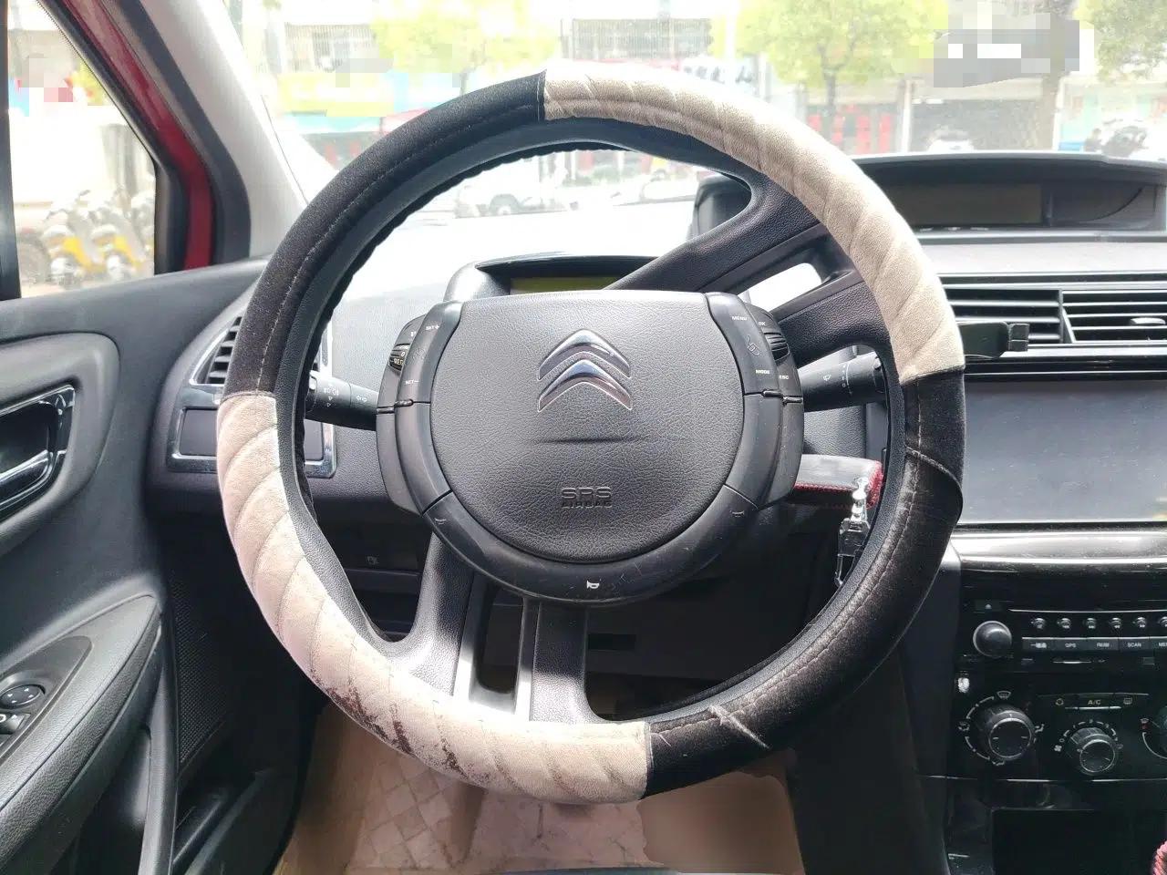 Citroen C-Quatre 2013 Sedan 1.6L Manual - Prestige Model — миниатюра 11
