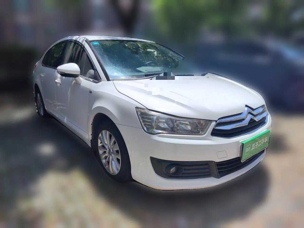 Citroen C-Quatre 2013 Sedan 2.0L Manual - Joyful Edition — миниатюра 3