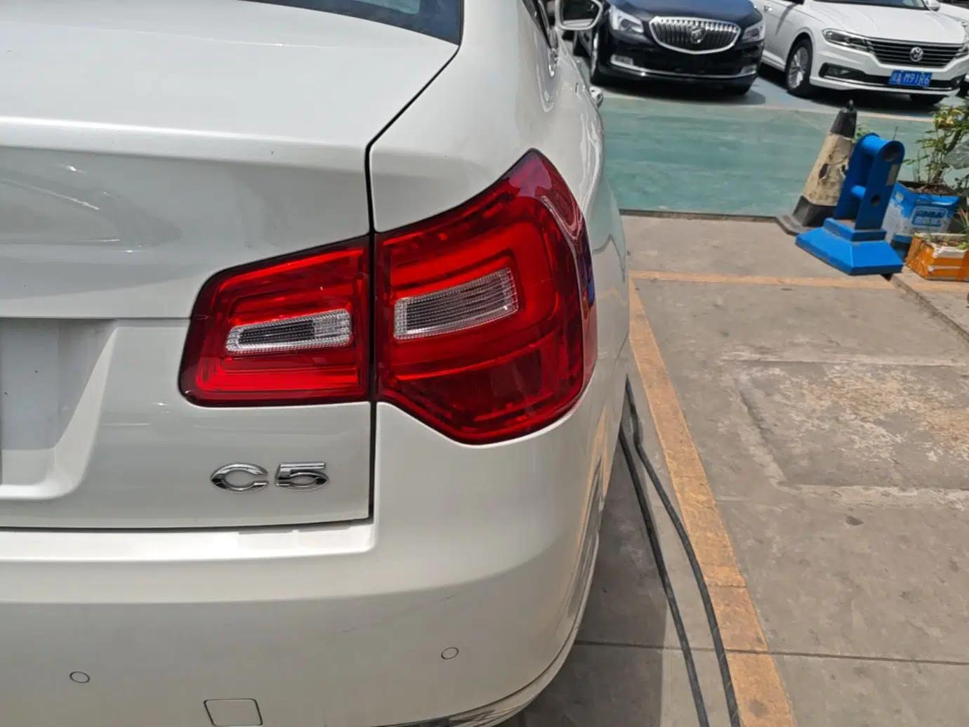 Citroen C5 2014 1.6T Automatic Luxury Model — миниатюра 8