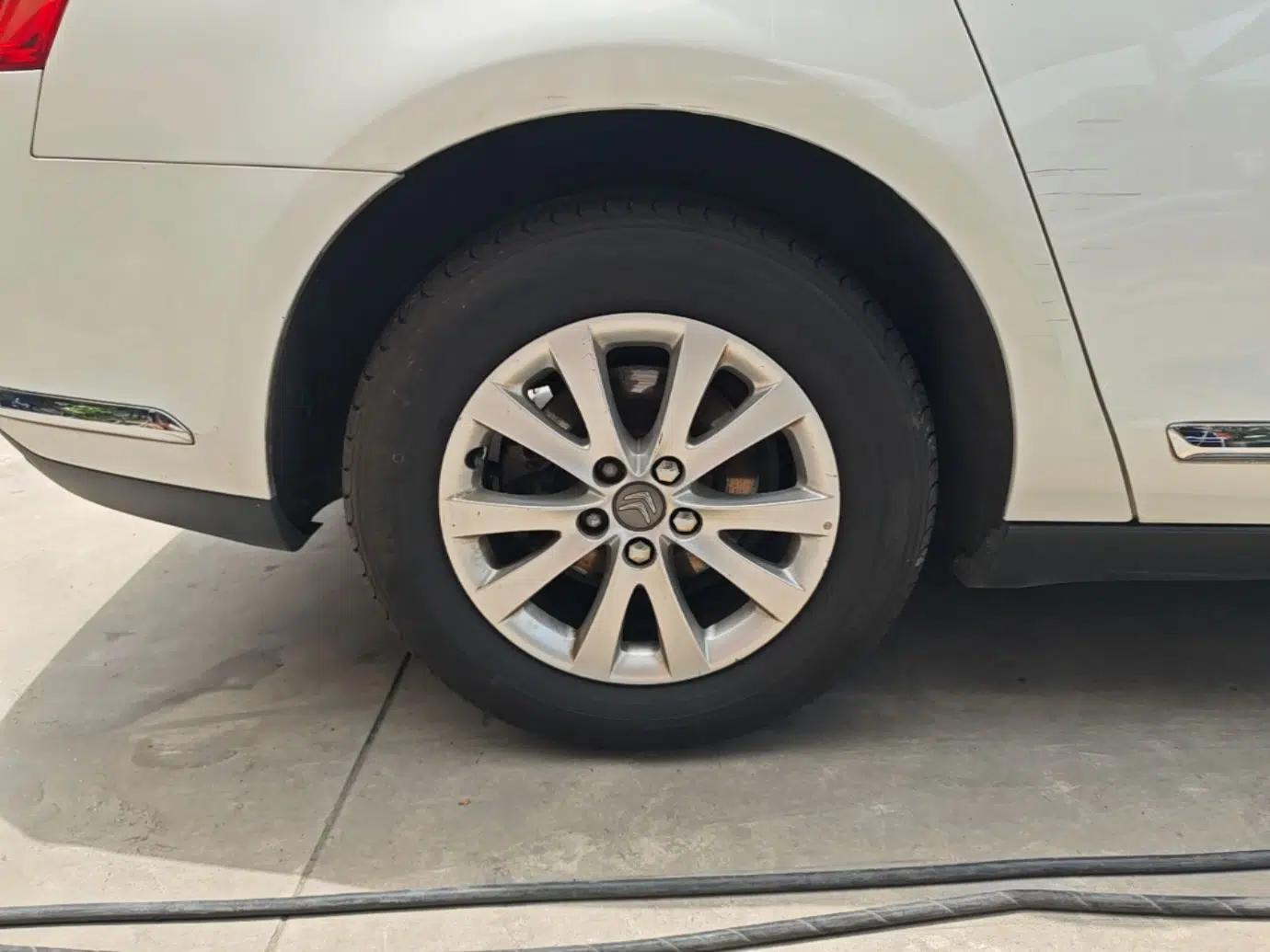 Citroen C5 2014 1.6T Automatic Luxury Model — миниатюра 10