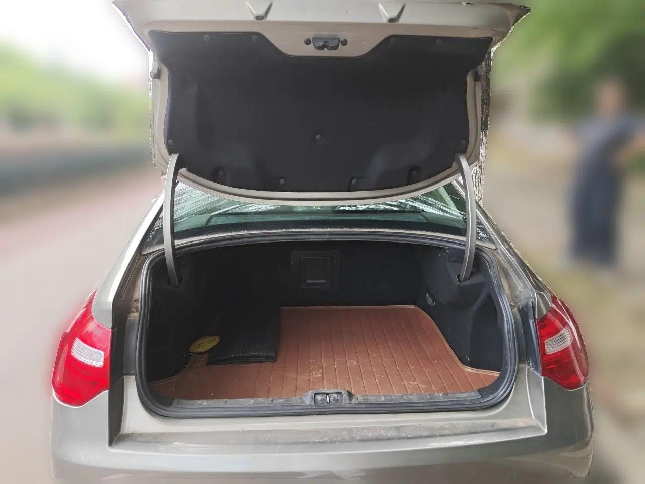 Citroen C5 2013 2.0L Automatic Luxury Model — миниатюра 20
