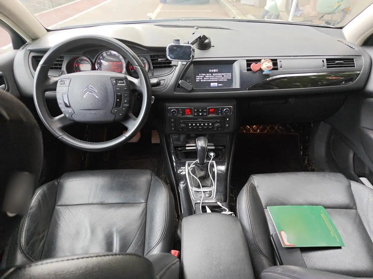 Citroen C5 2013 2.0L Automatic Luxury Model — миниатюра 10