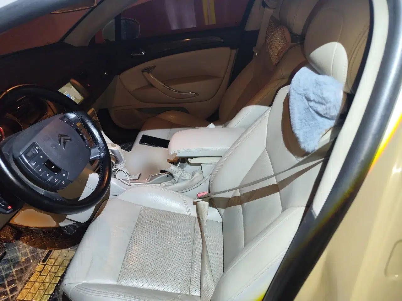 Citroen C5 2010 2.3L Automatic ZunYa with Navigation — миниатюра 16