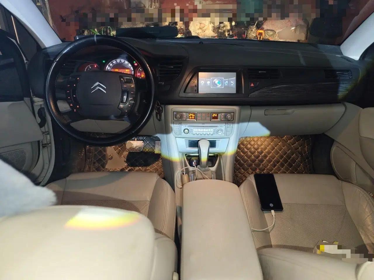 Citroen C5 2010 2.3L Automatic ZunYa with Navigation — миниатюра 10