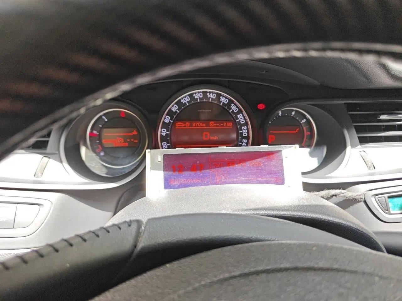 Citroen C5 2013 2.3L Automatic Zunyu Model — миниатюра 12