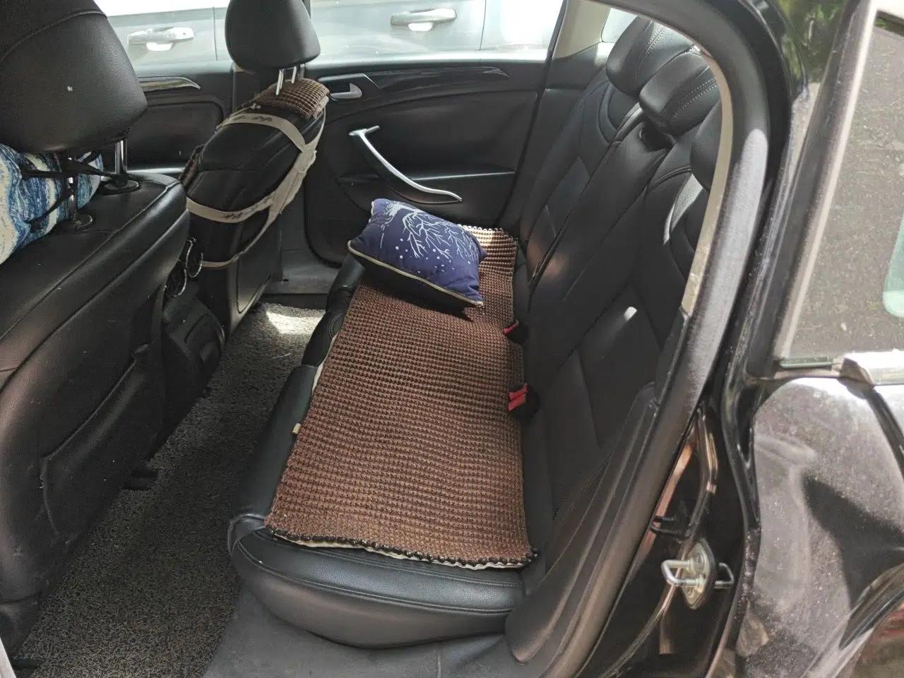 Citroen C5 2013 2.3L Automatic Zunyu Model — миниатюра 18