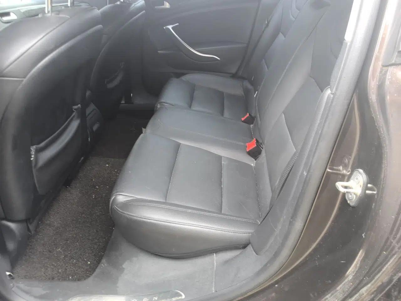 Citroen C5 2013 2.0L Automatic Luxury Model — миниатюра 18
