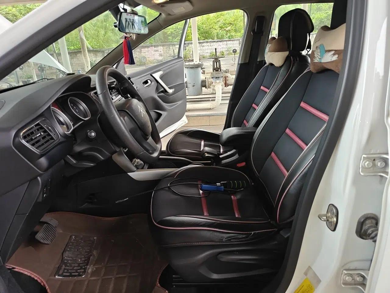 Citroen C3-XR 2015 1.6L Automatic Fashion Model — миниатюра 16