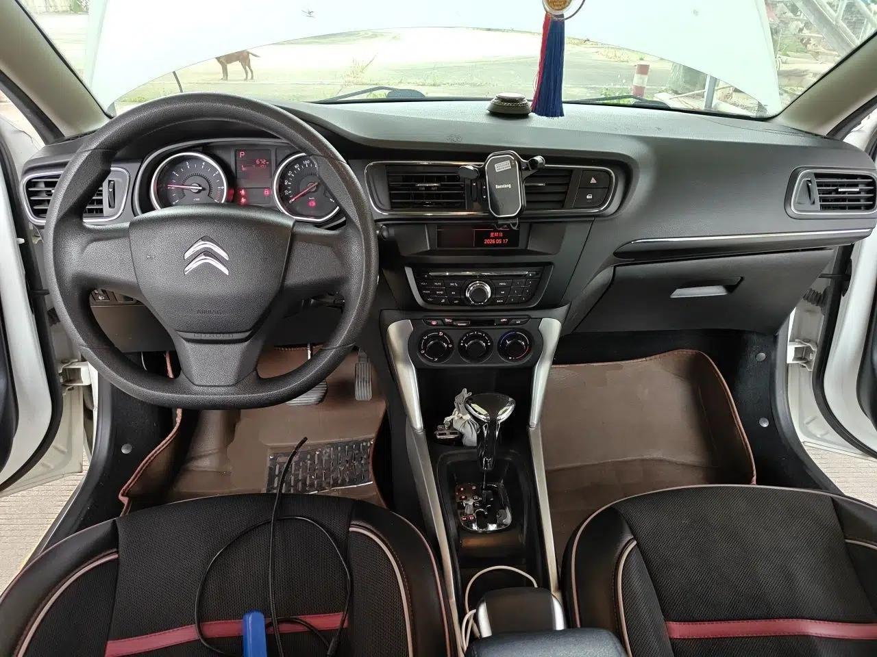 Citroen C3-XR 2015 1.6L Automatic Fashion Model — миниатюра 10