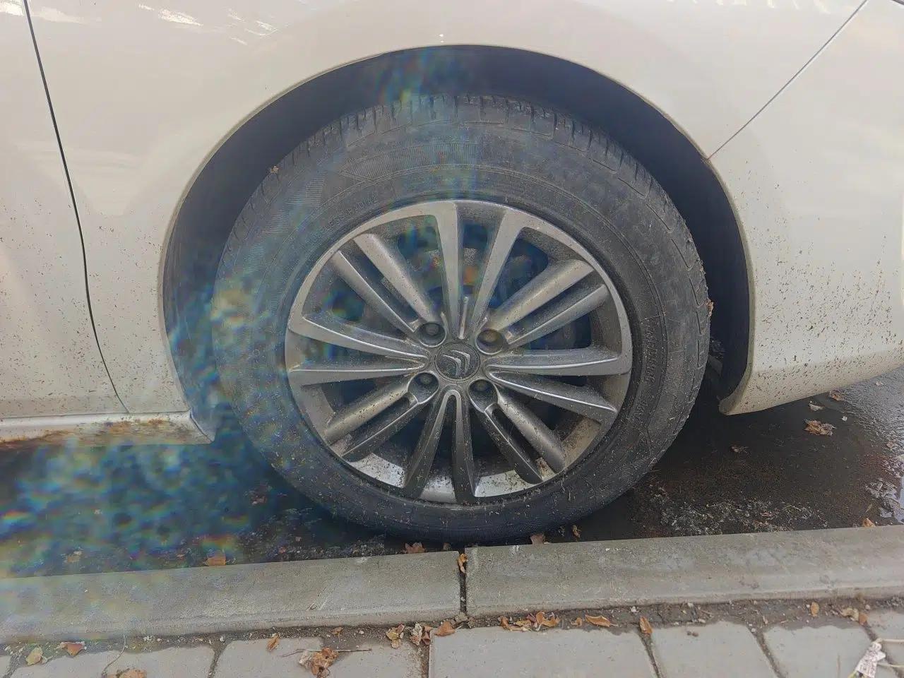 Citroen C4L 2015 1.8L Automatic Luxury Edition — миниатюра 8