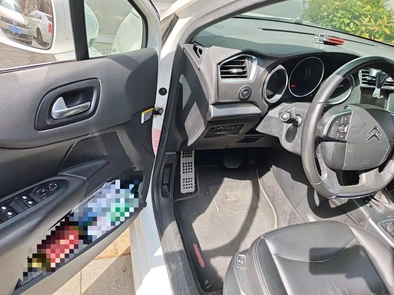 Citroen C4L 2016 1.2T Automatic Elite Model — миниатюра 17