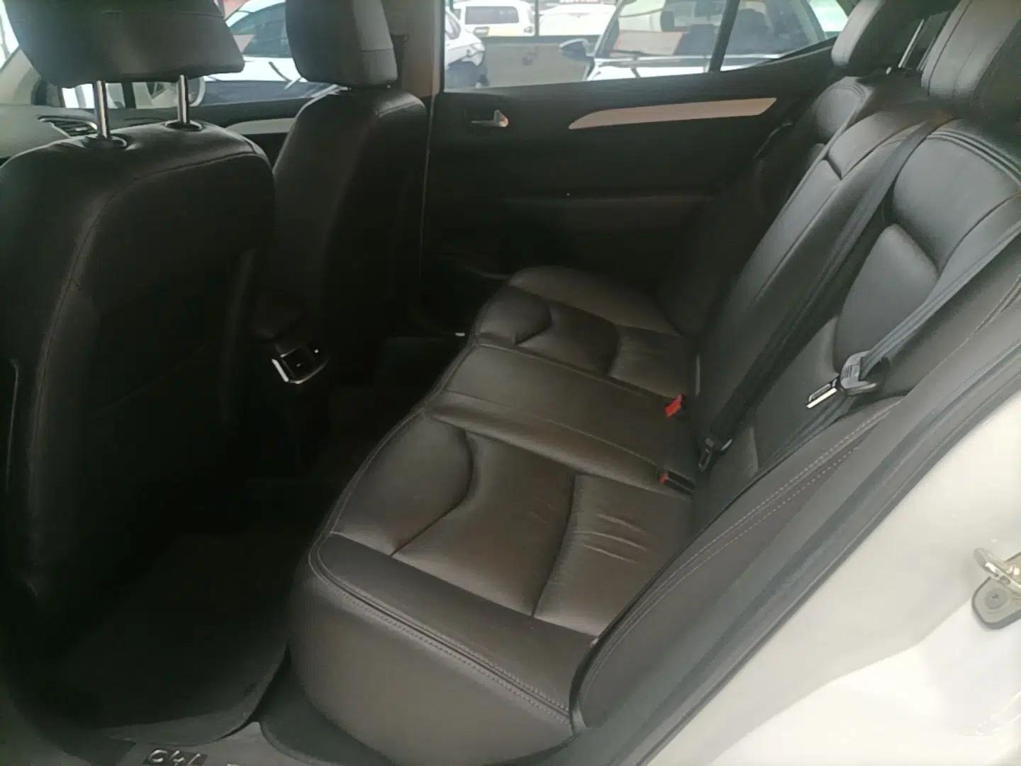 Citroen C4L 2016 1.2T Automatic Elite Model — миниатюра 20