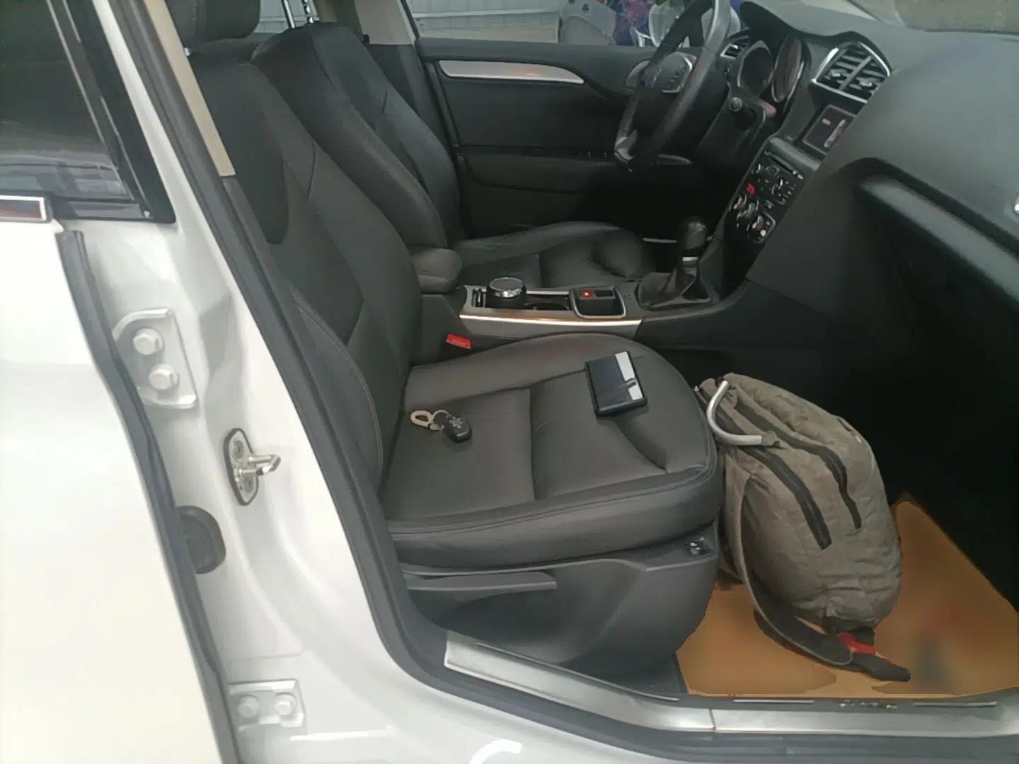 Citroen C4L 2016 1.2T Automatic Elite Model — миниатюра 23
