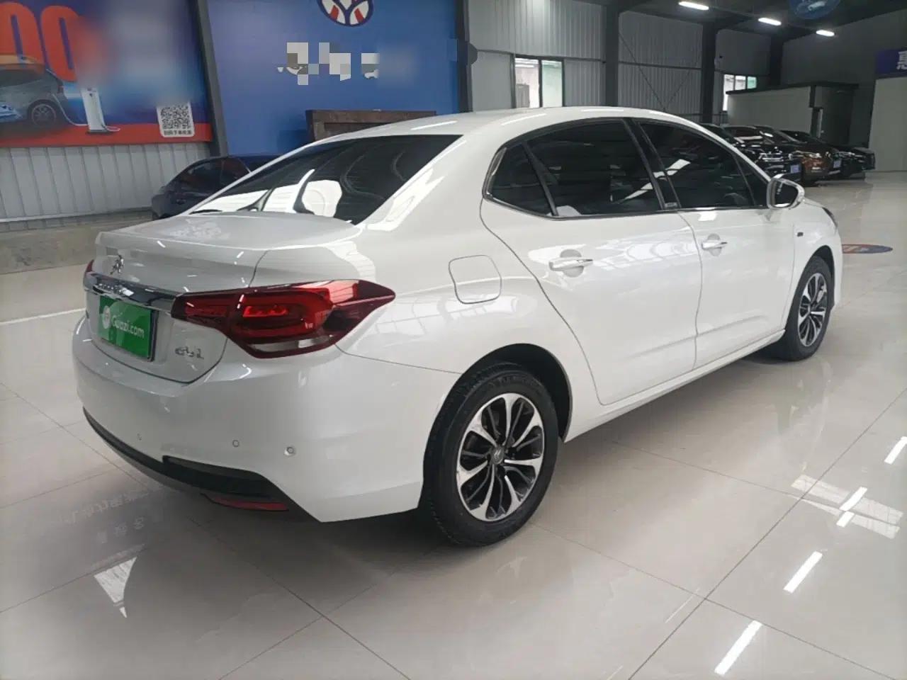 Citroen C4L 2016 1.2T Automatic Elite Model — миниатюра 6