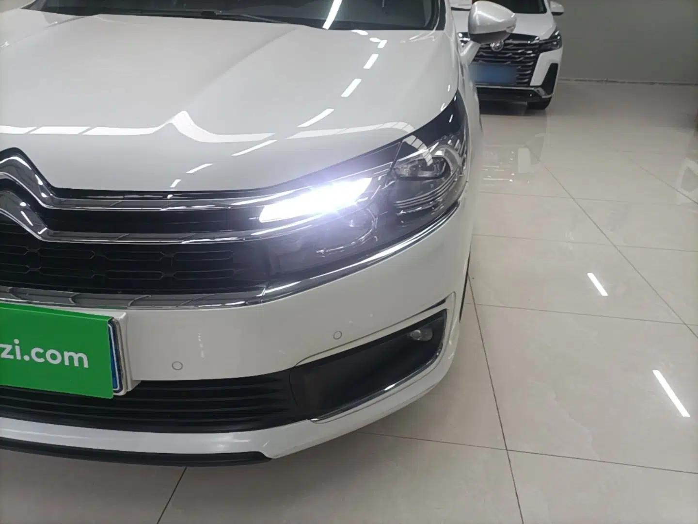 Citroen C4L 2016 1.2T Automatic Elite Model — миниатюра 9