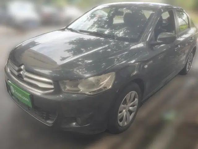 Citroen Elysee 2015 Zhishang Edition 1.6L Manual Fashion Model