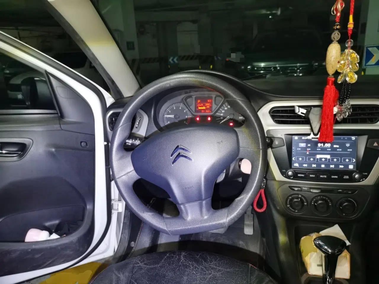 Citroen Elysee 2014 1.6L Automatic Fashion Model — миниатюра 11