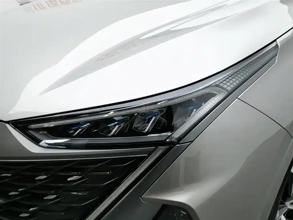 Roewe RX9 2023 2.0T 2WD Premium Edition — миниатюра 7