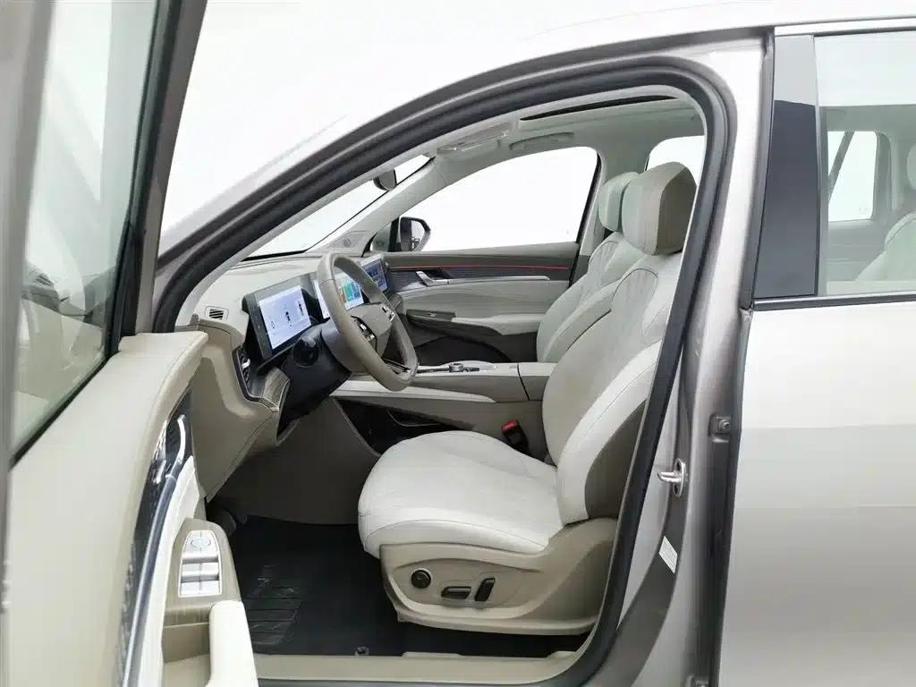 Roewe RX9 2023 2.0T 2WD Premium Edition — миниатюра 10