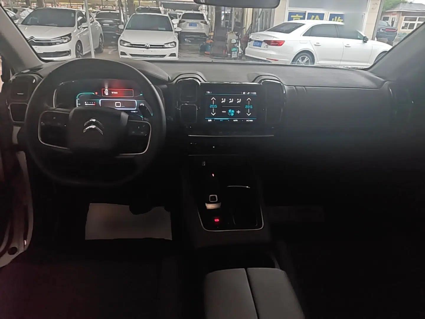 Citroen C5 AIRCROSS 2021 360THP ORIGINS Centennial Deluxe Edition — миниатюра 13