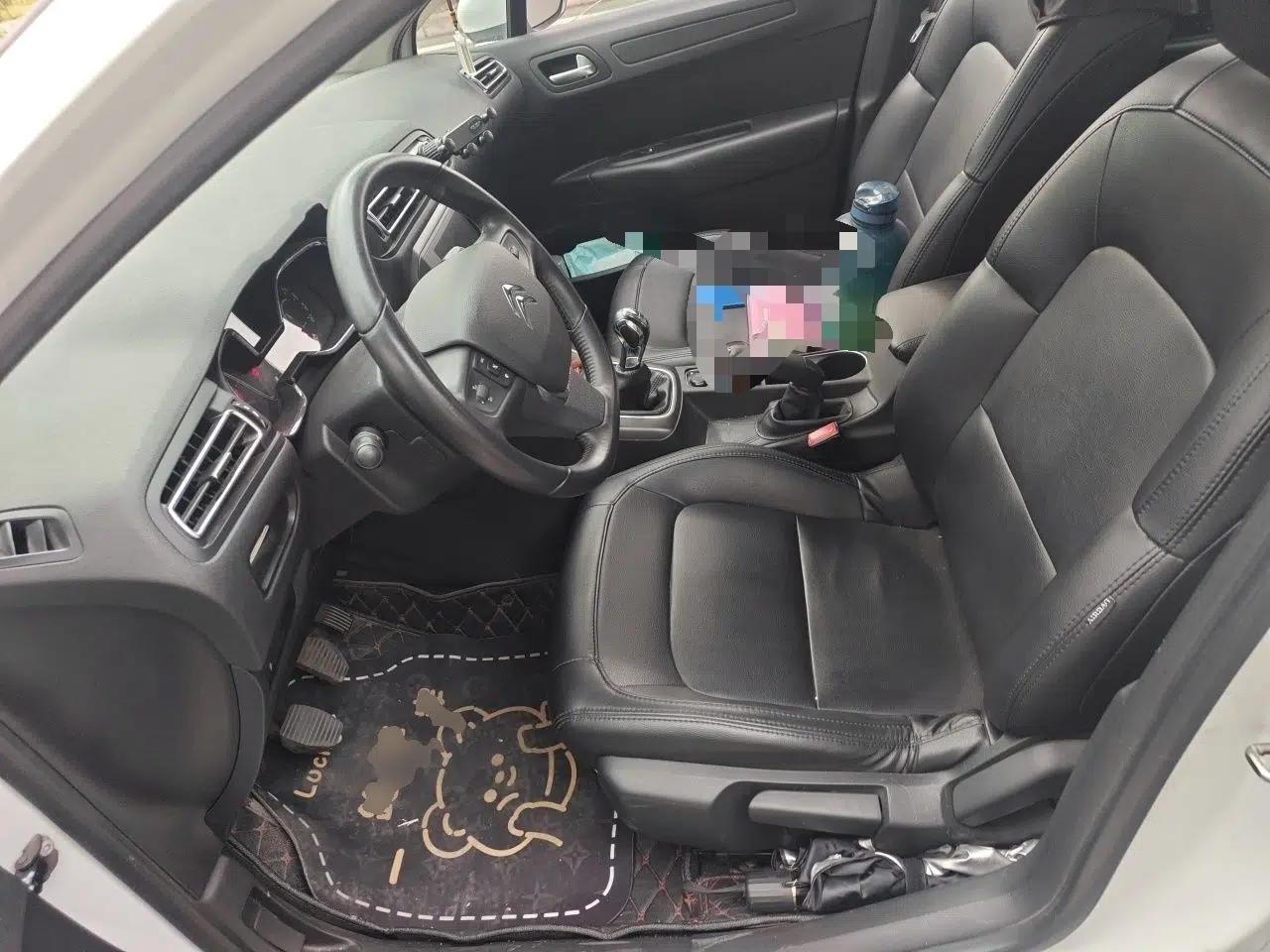 Citroen C4 Sega 2018 1.6L Manual Luxury Model — миниатюра 16