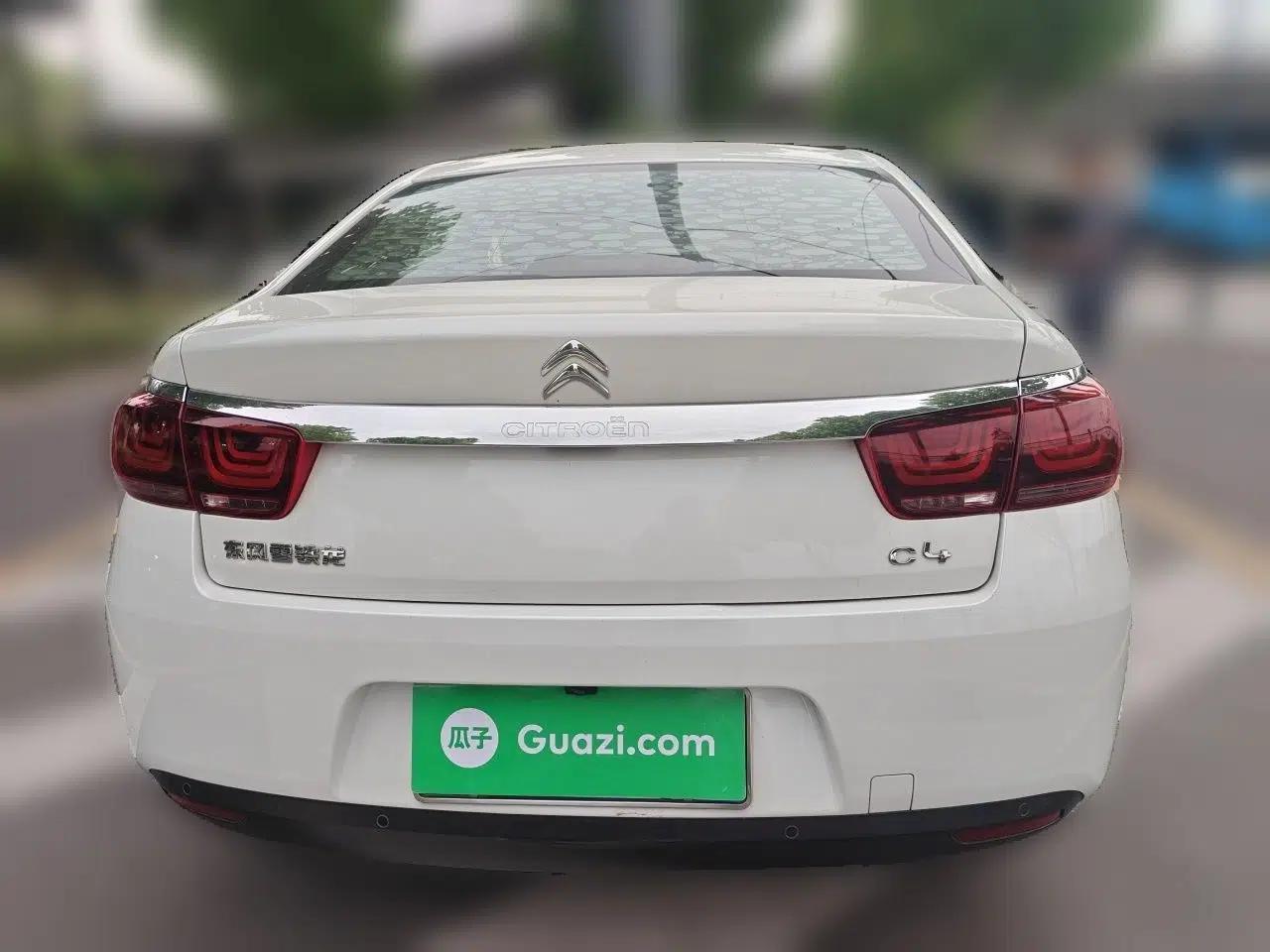 Citroen C4 Sega 2018 1.6L Manual Luxury Model — миниатюра 5