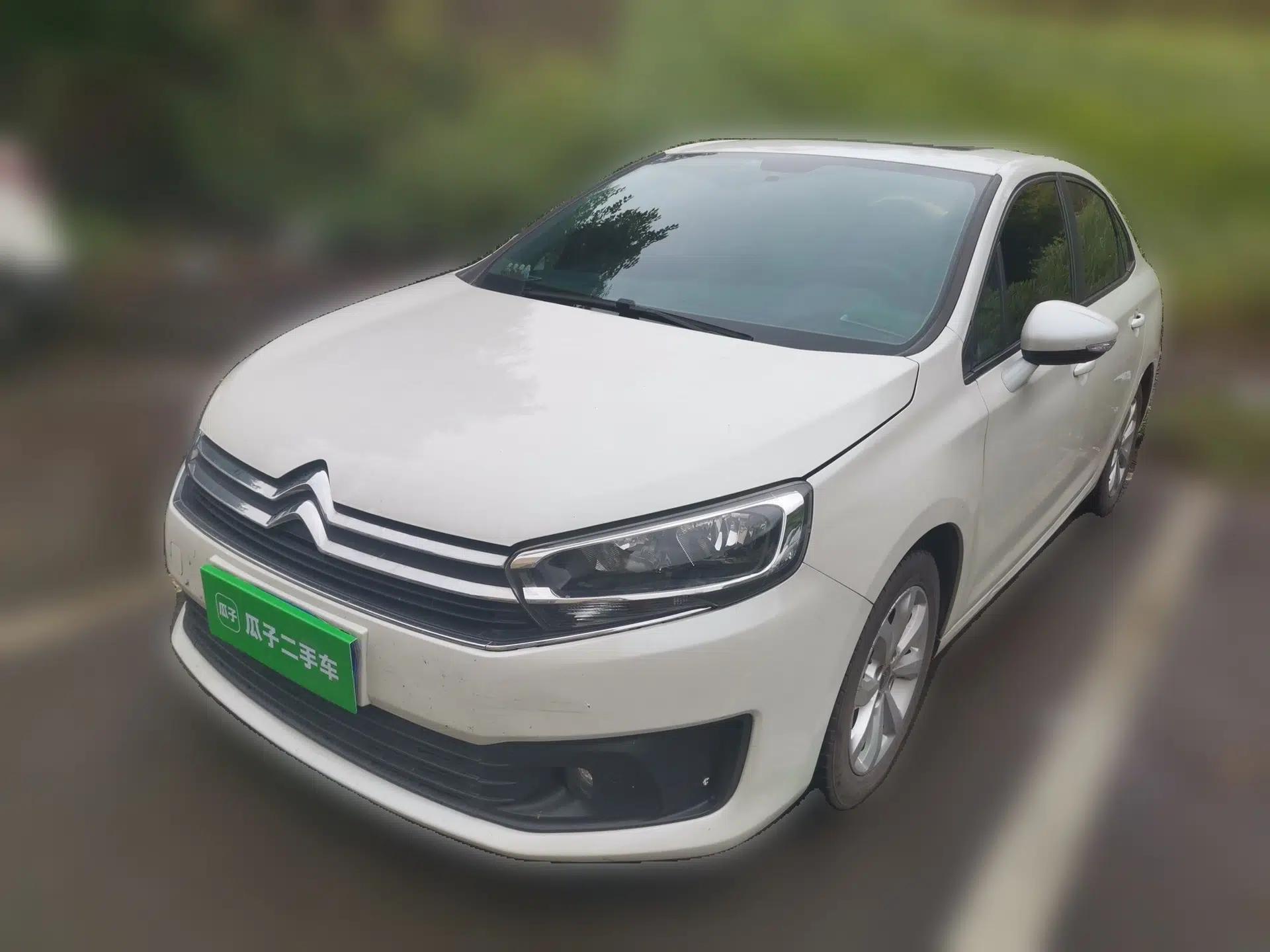 Citroen C4 Sega 2016 1.6L Manual Comfort Model — миниатюра 1