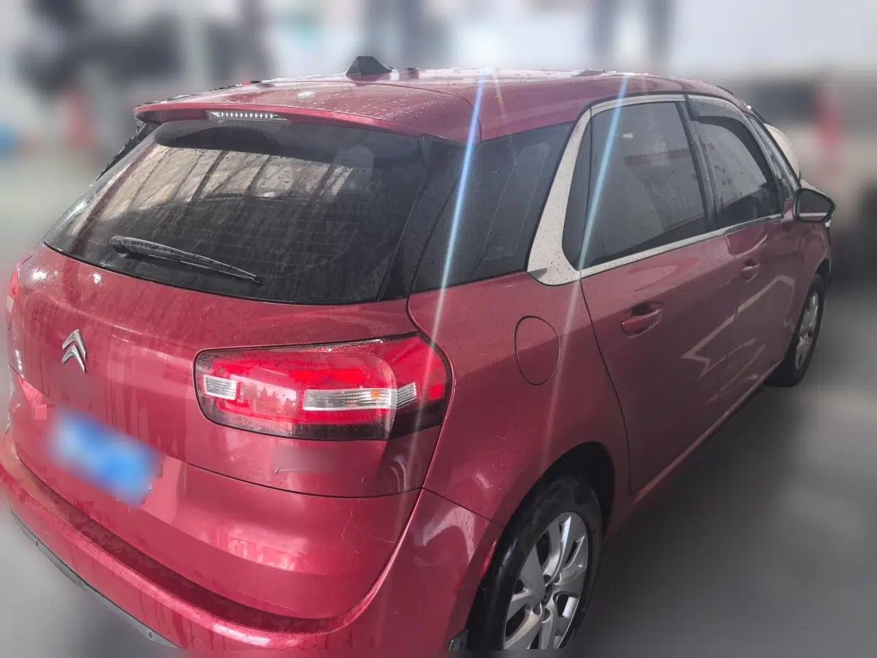 Citroen C4 Picasso 2015 1.6T Fashion Model 5 Seats — миниатюра 6