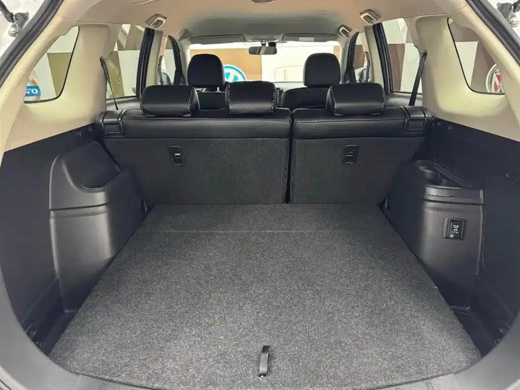 Outlander 2021 2.0L 2WD Comfortline 5-seater — миниатюра 19