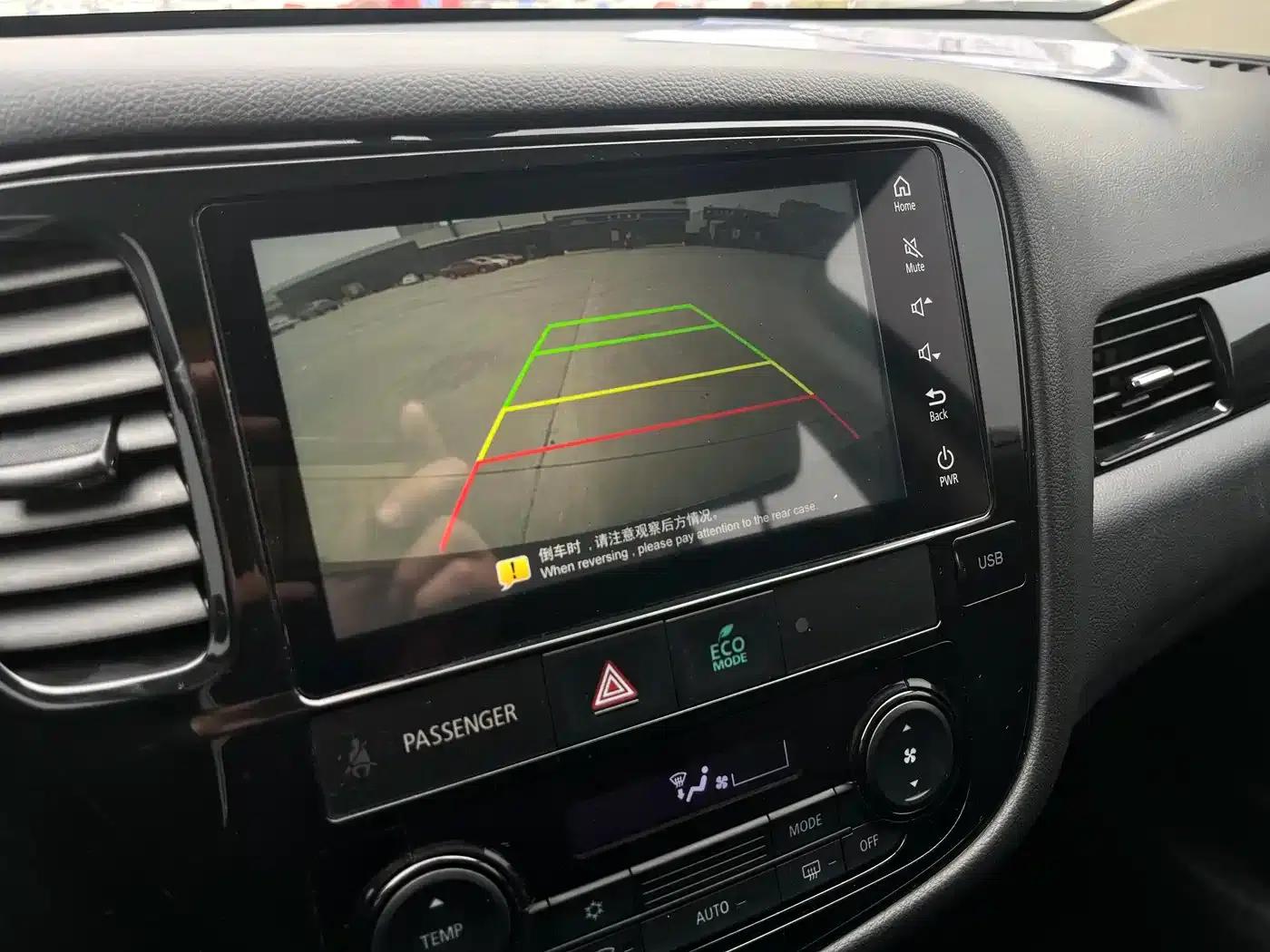 Outlander 2021 2.0L 2WD Enjoy Edition 5-seater — миниатюра 5