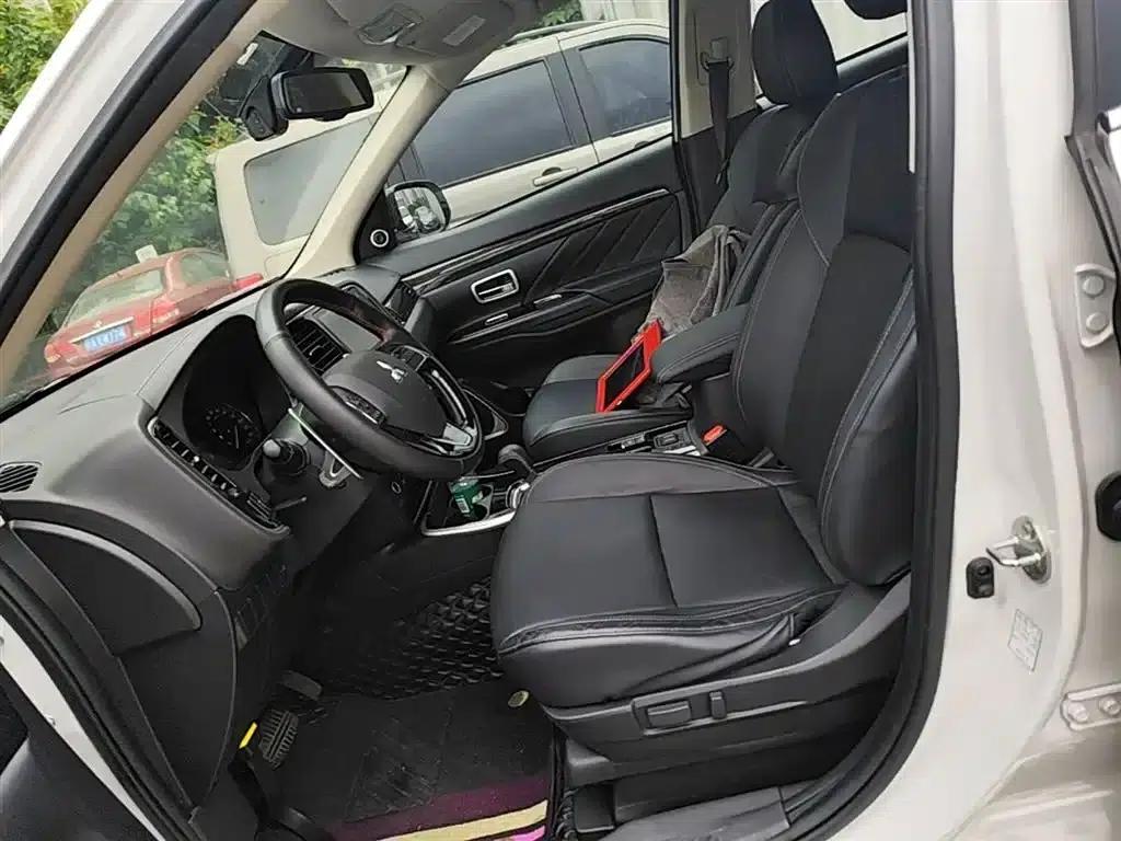 Outlander 2019 2.4L 4WD Enjoy Edition 7-seater National VI Emission Standard — миниатюра 15