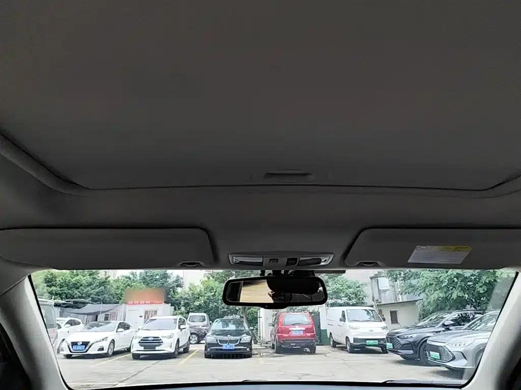 Outlander 2019 2.4L 4WD Enjoy Edition 7-seater National VI Emission Standard — миниатюра 18