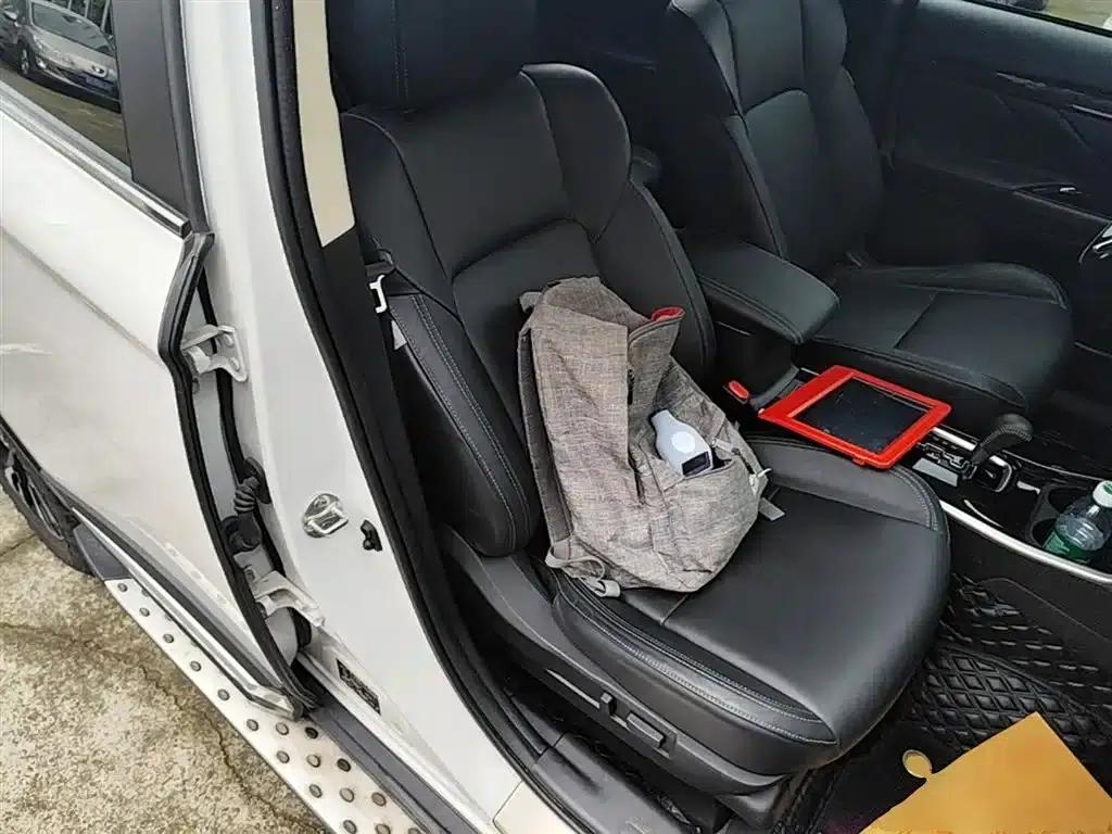 Outlander 2019 2.4L 4WD Enjoy Edition 7-seater National VI Emission Standard — миниатюра 25