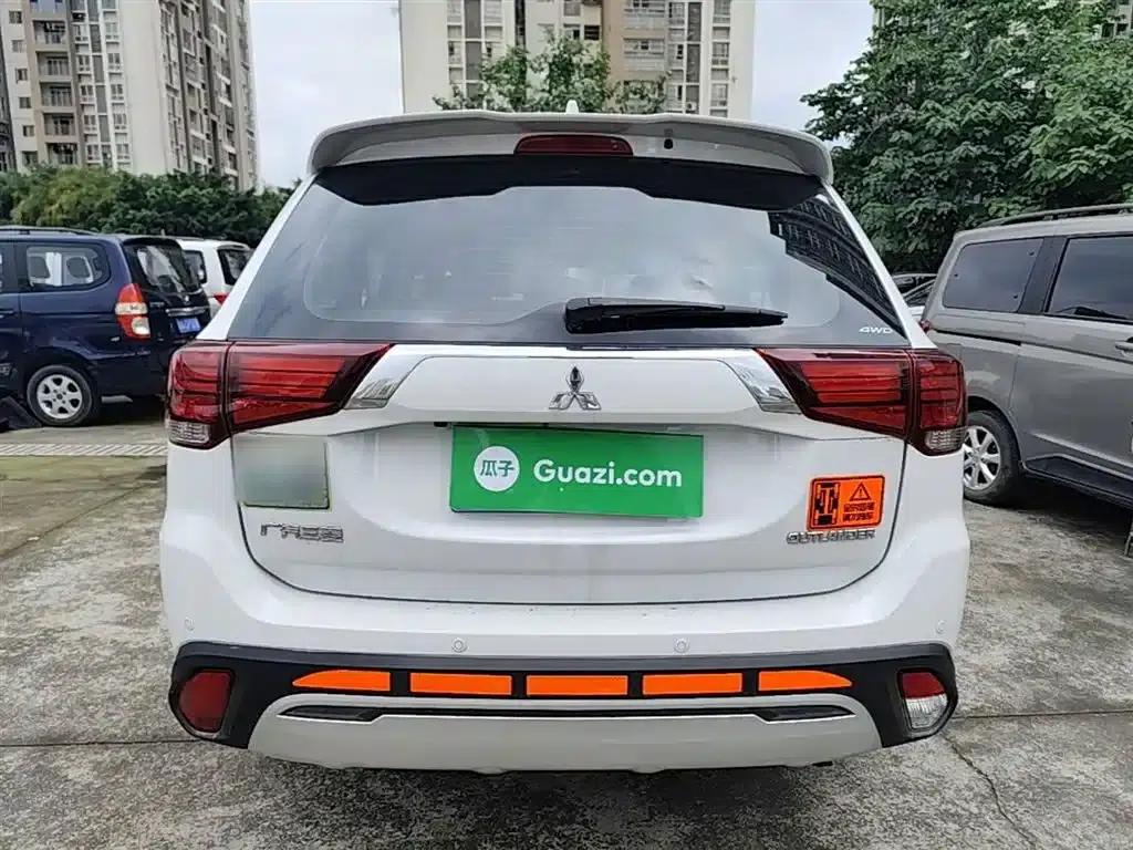 Outlander 2019 2.4L 4WD Enjoy Edition 7-seater National VI Emission Standard — миниатюра 6