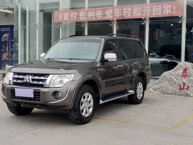2014 Pajero 3.0L Elite Edition (Imported)