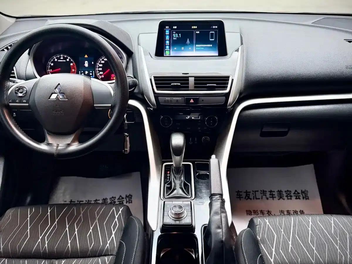 Eclipse Cross 2021 1.5T CVT 2WD Fearless Edition — миниатюра 18